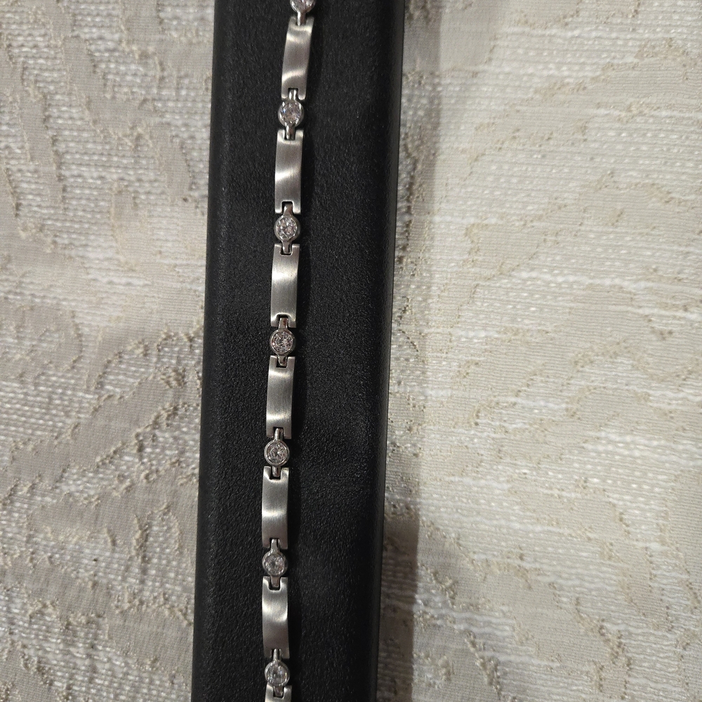 Elegant Silver Bracelet with Gem Accents
